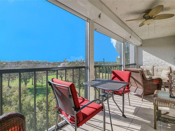 5860 NW 44th St 711, Lauderhill FL 33319