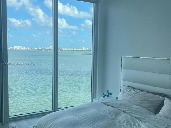 2900 NE 7th Ave 906, Miami FL 33137