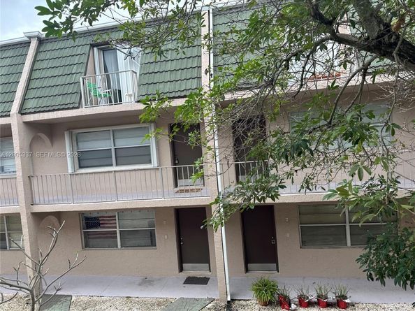 1100 SE 4th Ave 32, Deerfield Beach FL 33441