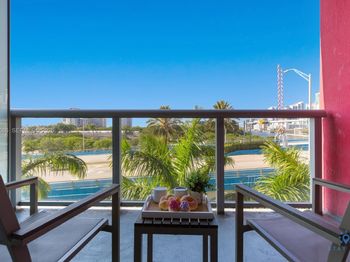 2602 E Hallandale Beach Blvd