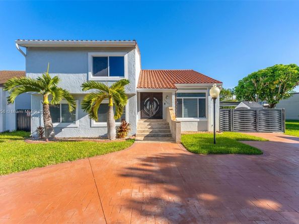 11437 SW 34th Ln, Miami FL 33165