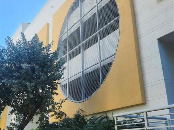 2200 NE 4th Ave 803, Miami FL 33137