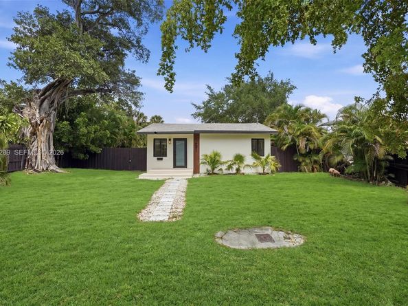 1621 SW 11th Ct, Fort Lauderdale FL 33312