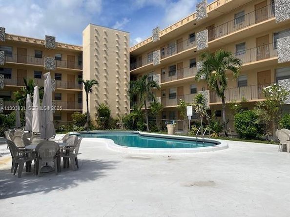 2145 Pierce St 403, Hollywood FL 33020