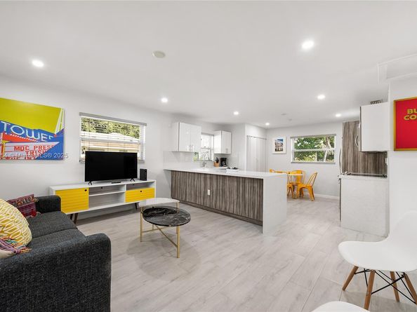 5037-5035 NW 5th AVE, Miami FL 33127