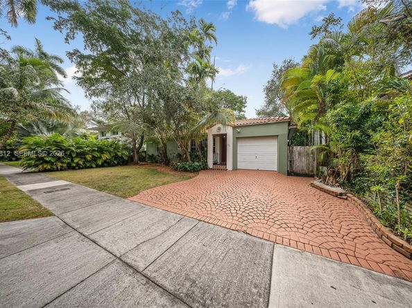 670 NE 56th St, Miami FL 33137