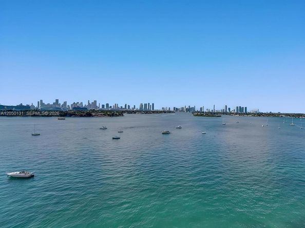 1100 West  Ave 1024, Miami Beach FL 33139