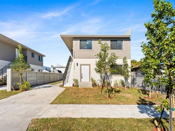 1171 NW 66th St, Miami FL 33150