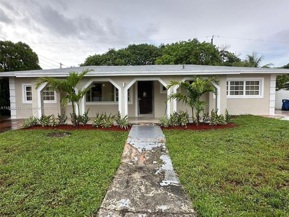 165 NW 192nd St, Miami Gardens FL 33169