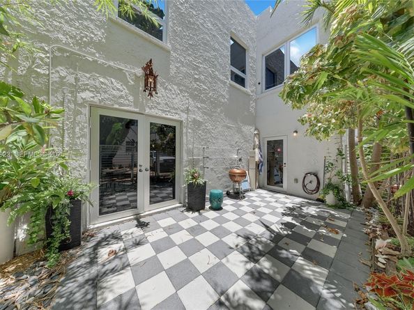 305 Jefferson Ave 5, Miami Beach FL 33139