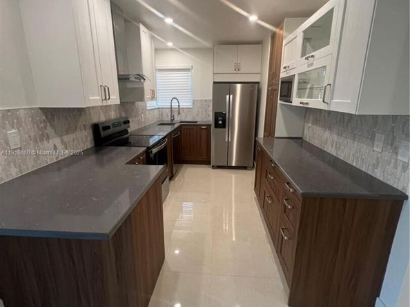 3150 SW 39th Ave, West Park FL 33023