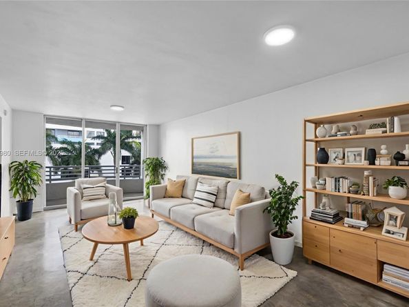 1401 Bay Rd 405, Miami Beach FL 33139