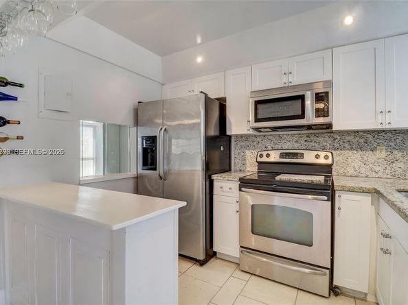 9001 Sunrise Lakes Blvd 109, Sunrise FL 33322