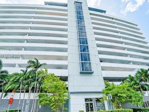36 NW 6th Ave 603, Miami FL 33128