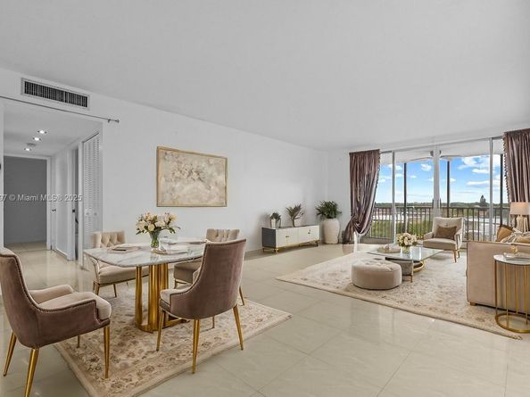 1750 NE 191st St 7001, Miami FL 33179