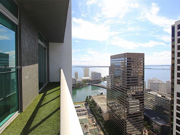 500 Brickell Ave 4110, Miami FL 33131