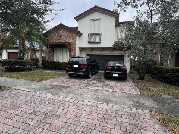 601 SE 37th Pl, Homestead FL 33033