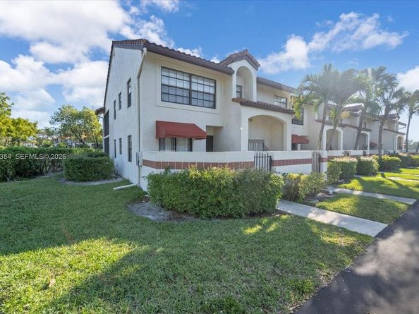 101 Lincoln Ct 101, Deerfield Beach FL 33442