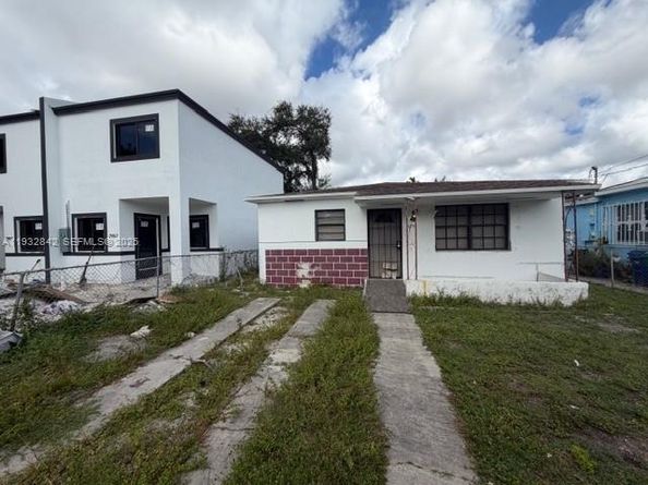 2961 NW 59th St, Miami FL 33142