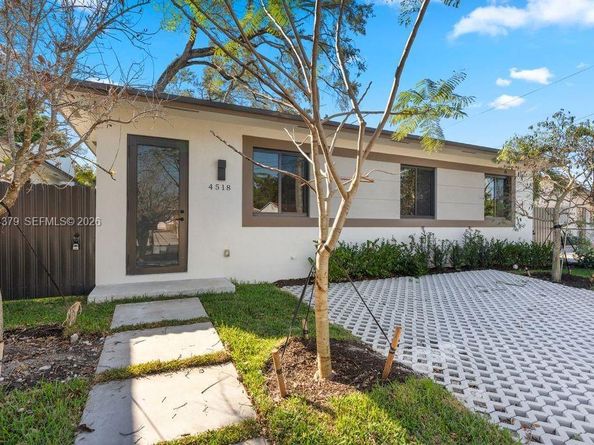 4519 NW 3th St, Miami FL 33126