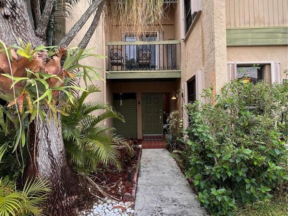 1471 NW 94th Ave 240, Pembroke Pines FL 33024