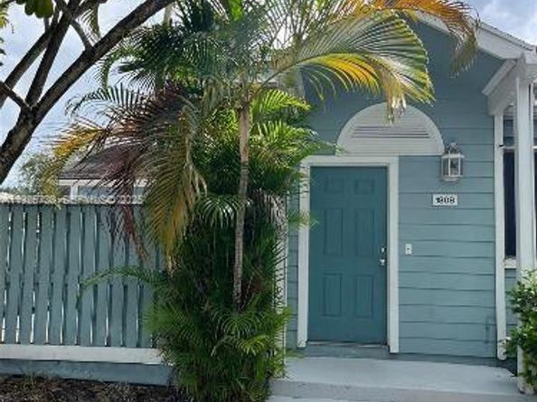 1808 Runners Way 1808, North Lauderdale FL 33068