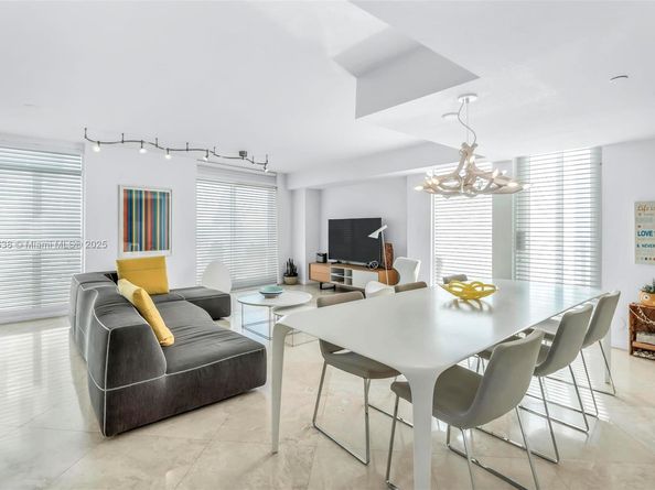 7600 Collins Ave 1012, Miami Beach FL 33141