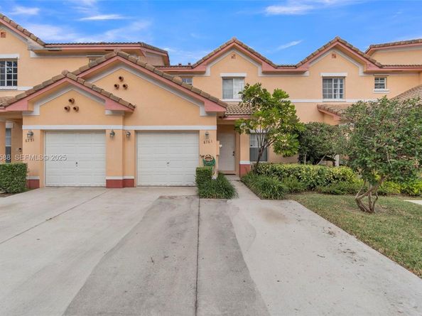 8761 SW 21st St, Miramar FL 33025