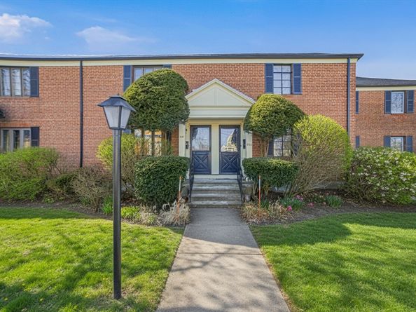 918 Belmont St 918, Watertown MA 02472