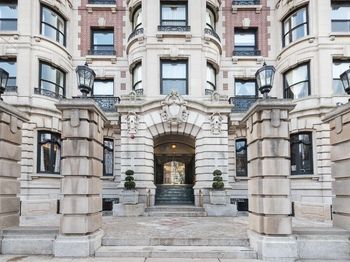 390 Commonwealth Ave