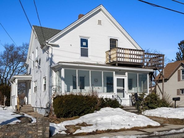 27 Dresser St, Webster MA 01570