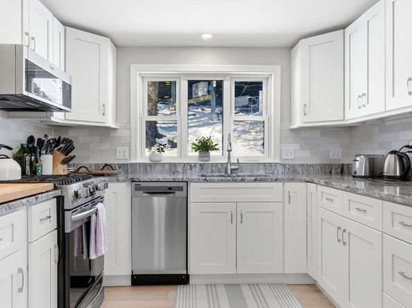 43 Woodside Ln, Arlington MA 02474