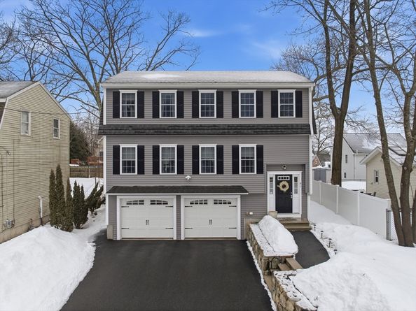 41 Glenvale Ave, Billerica MA 01821