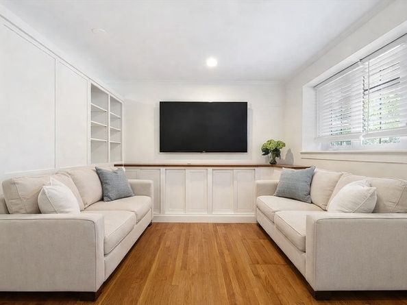 549 Centre St 2, Newton MA 02458