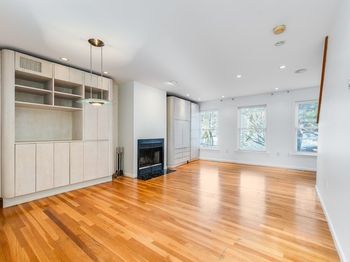 100 Anderer Ln