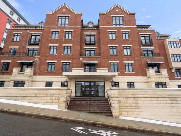 1501 Commonwealth Ave 304, Boston MA 02135