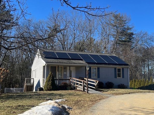 42 Arland Dr, Southbridge MA 01550