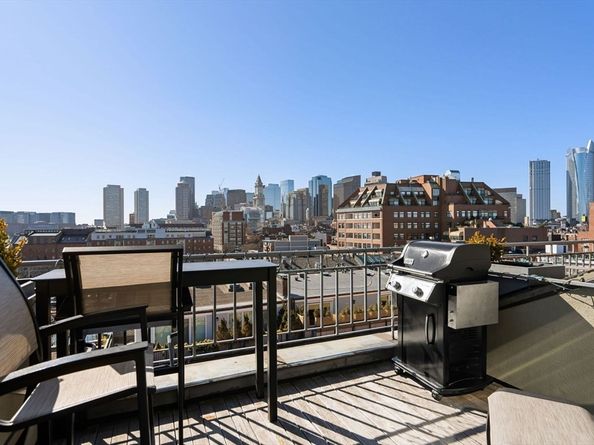 357 Commercial St 720, Boston MA 02109