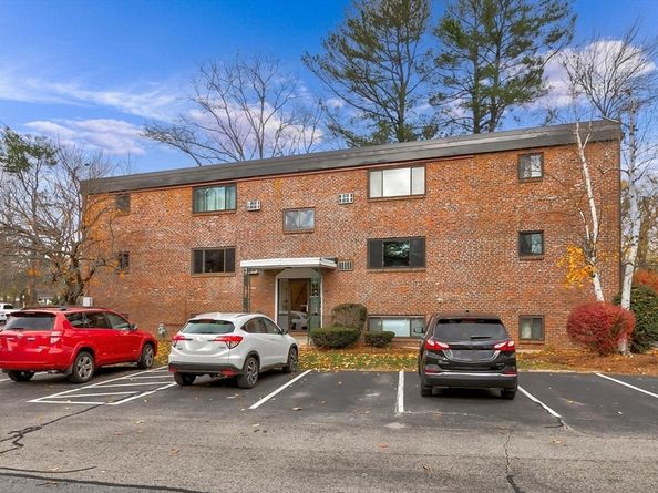 81 Nicholas Rd B, Framingham MA 01701