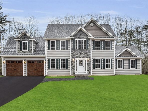 1180 Elm St Applewood, Leominster MA 01453