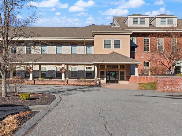 12 Brookside Rd 28, Westford MA 01886