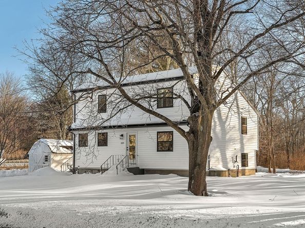 1831 Turnpike St, Stoughton MA 02072