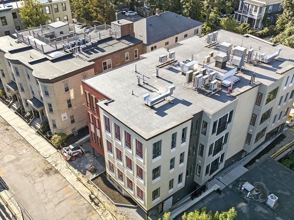 58 Kent 302, Brookline MA 02445