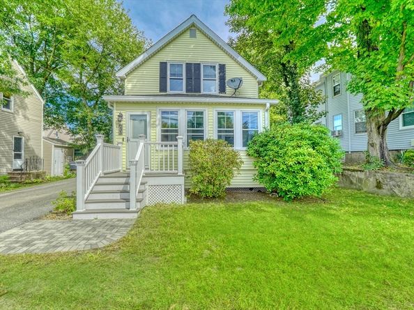 235 Curve St, Dedham MA 02026