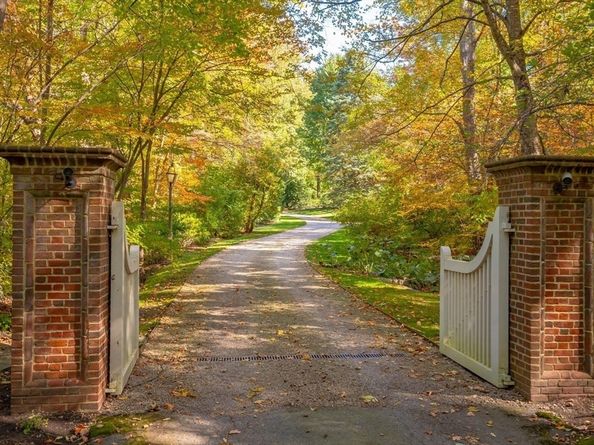 429 Summer St, Westwood MA 02090