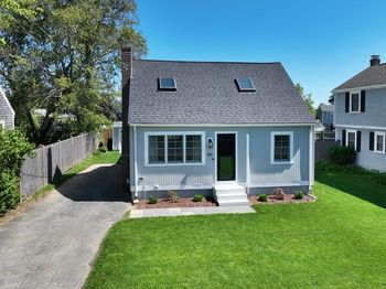 90 Colonial Rd