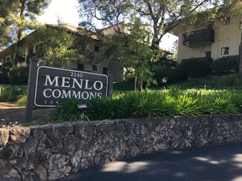 2140 Santa Cruz Avenue