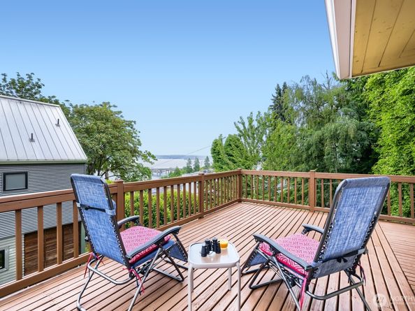 722 S 31st Avenue, Seattle WA 98144