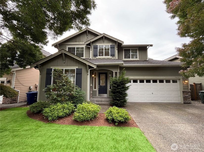 7629 201st Place, Kenmore WA 98028