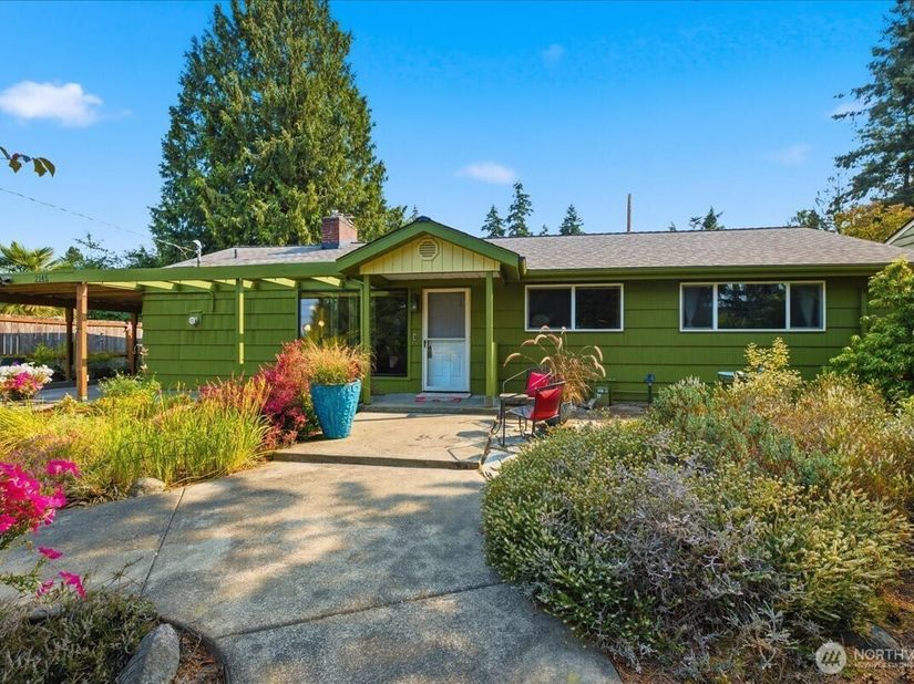 2145 N 146th Street, Shoreline WA 98133